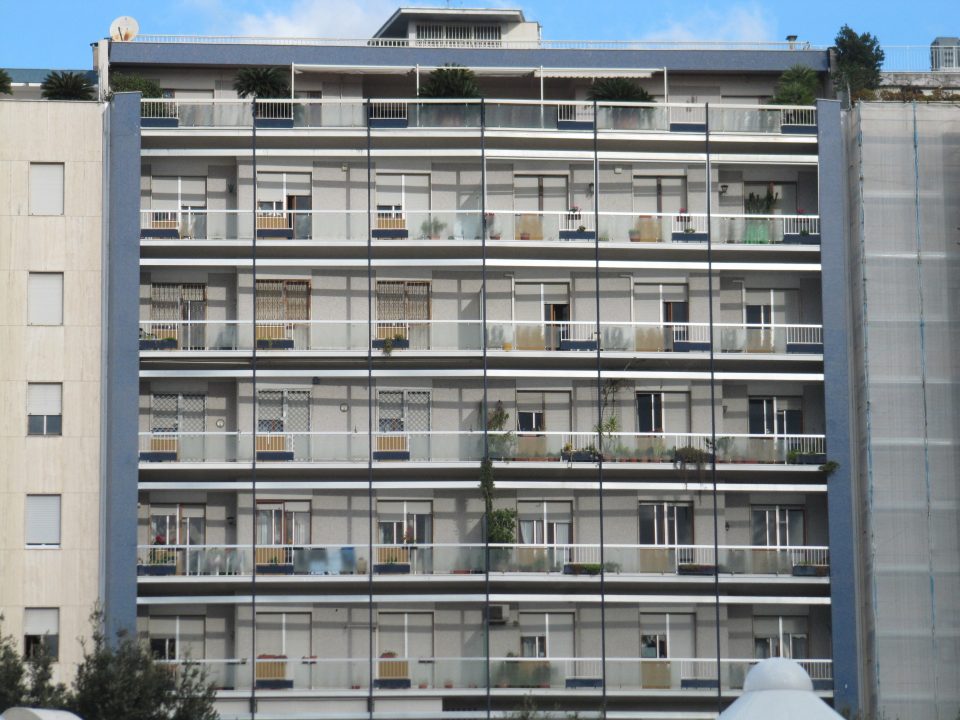 Ristrutturazione intervento di manutenzione Condominio Fiamma Piazza Mazzini Lecce Scardino Costruzioni