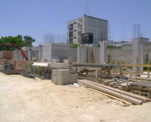 Costruzione-lotto-appartamenti-Lecce-Scardino-Costruzioni-gettata-pilastri-piano-terra-6