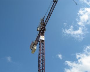 Costruzione-lotto-appartamenti-Lecce-Scardino-Costruzioni-gru-1