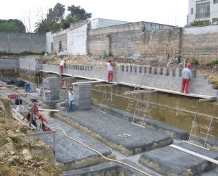Costruzione-lotto-appartamenti-Lecce-Scardino-Costruzioni-muratura-perimetrale-1