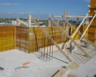 Costruzione-lotto-appartamenti-Lecce-Scardino-Costruzioni-parapetti-in-ca-1