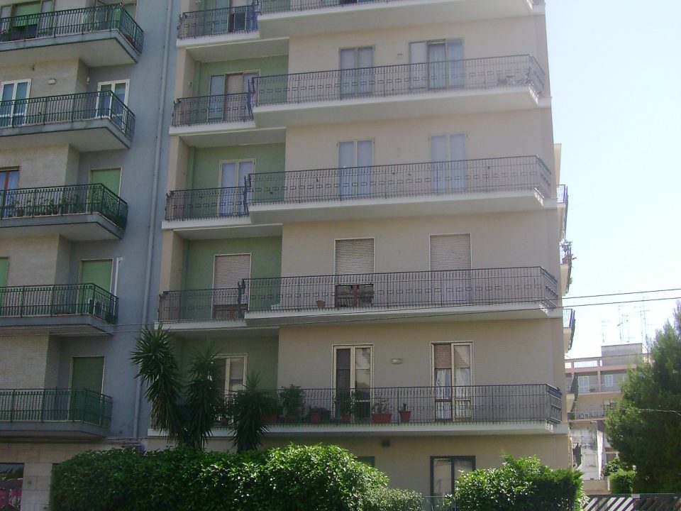 Ristrutturazione-edificio-condominiale-lecce-prospetto-scardino-costruzioni